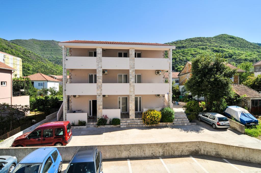 Apartments Samardzic Tivat Kültér fotó